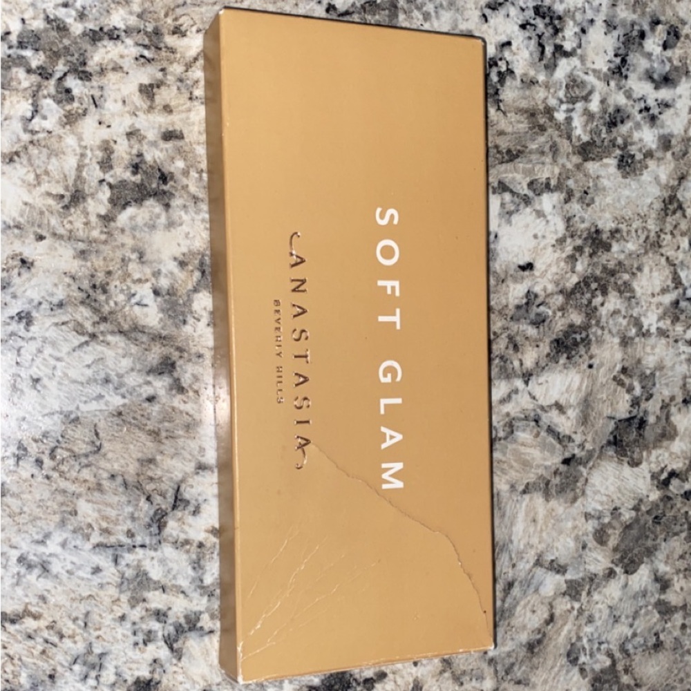 Anastasia Beverly Hills Eyeshadow Palette